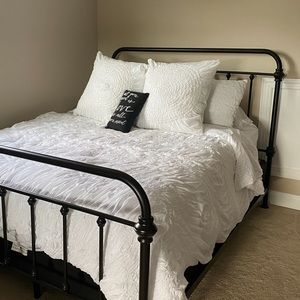 Queen Anthropologie duvet